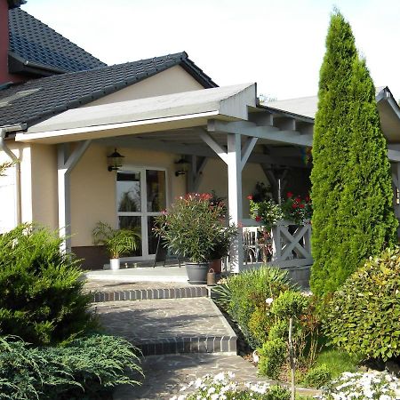 Gasthaus Ela Hotel Dahlewitz  Luaran gambar
